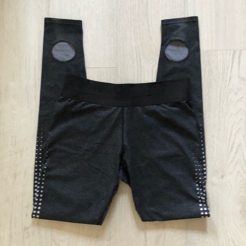 Nike Yoga Cut-Out Detail Dri-Fit Activewear Leggings